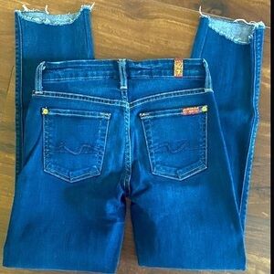 7 For All Man Kind Jeans Dark Wash Kimmie Straight Jeans Sz 24 Raw Hem Whisking